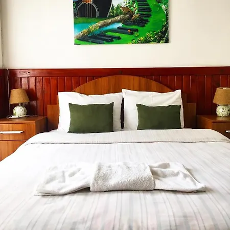 Saatli Konak * Ayvalı